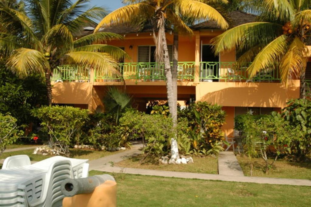Our Past Time Hotel نيغريل المظهر الخارجي الصورة
